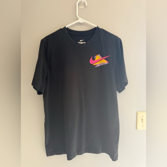 Nike Mens Athletic Dri Fit Graphic Print Double Sided T Shirt SZ LG Short Sleeve - Picture 1 of 8